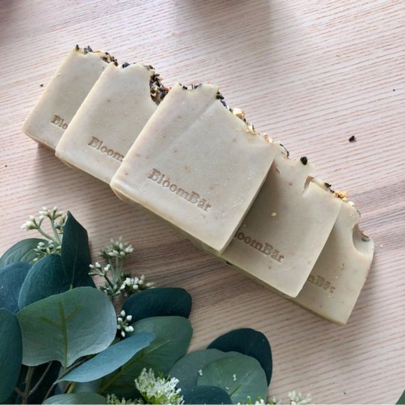 Jasmine Lavender Coconut Milk | Handcrafted Body Soap - Set of 2 bars - Picture 7 of 8